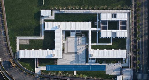 Container Campus da Jiangxinzhou Middle School / ADINJU